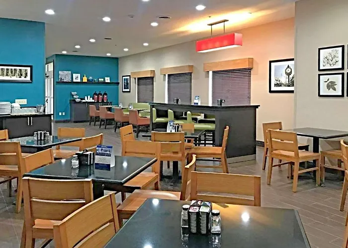 Comfort Inn & Suites O\'Fallon - St Louis Area