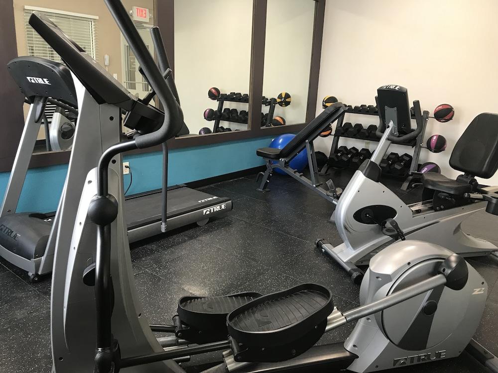 Comfort & - St Louis Area Hotel 3*