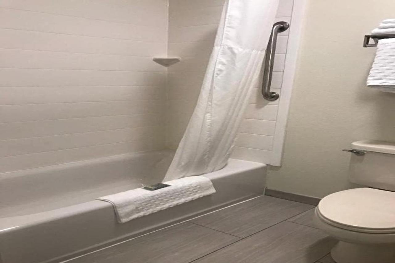 Hotel Comfort & - St Louis Area