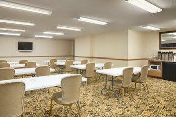 Comfort & - St Louis Area 3*